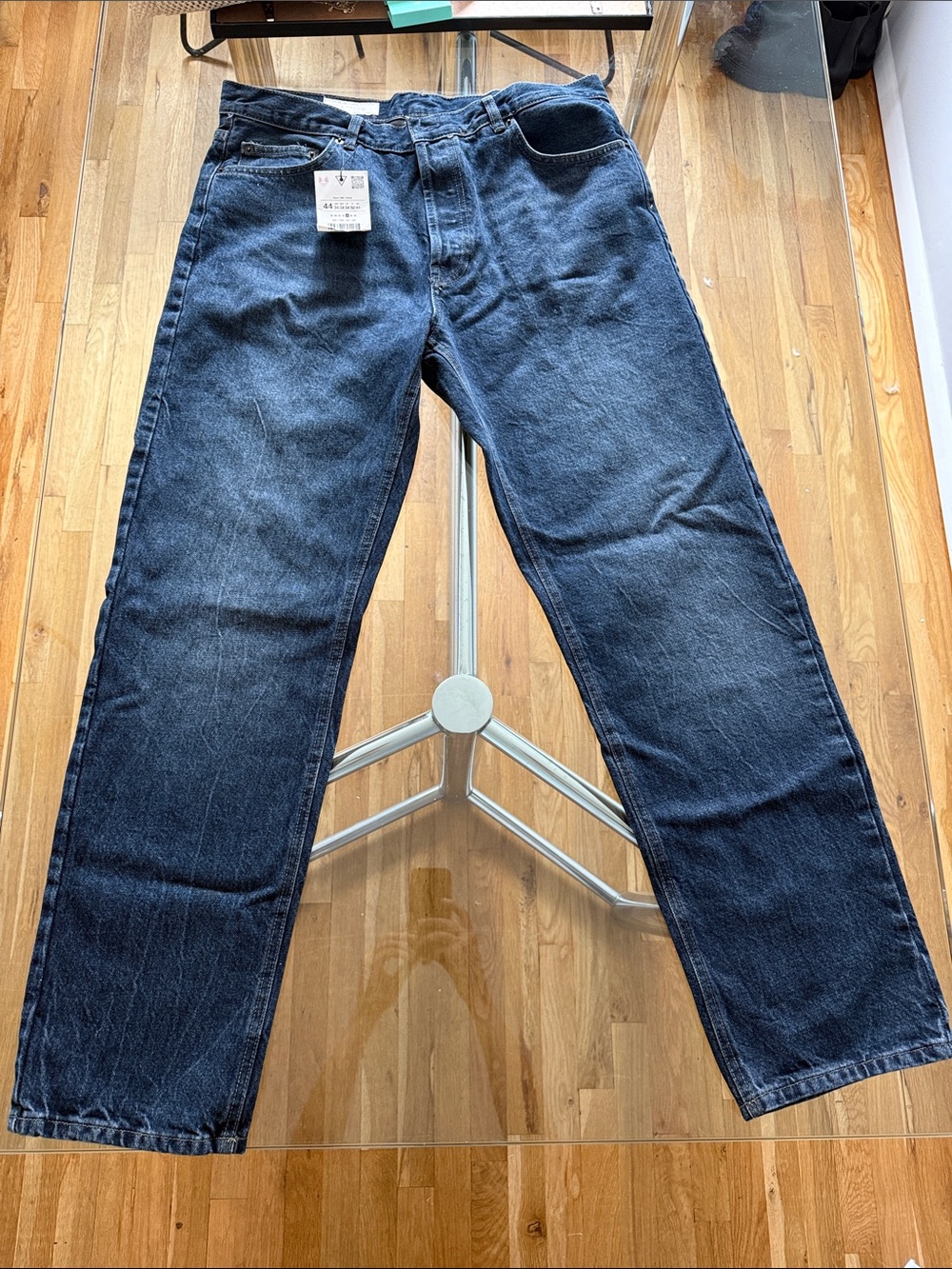 Classic Men's Dark Blue Jeans - Straight Fit